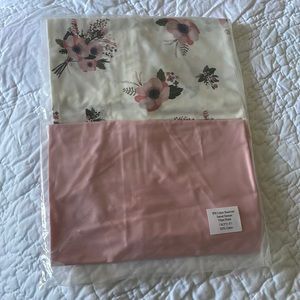 Halo Bassinet Swivel Sleeper sheets NWT